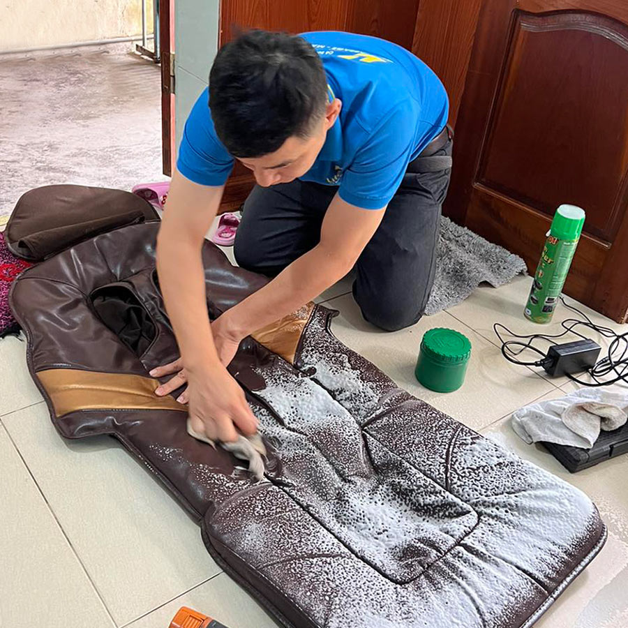 7-bi-quyet-vang-tang-tuoi-tho-ghe-massage-giup-may-luon-ben-dep-va-van-hanh-muot-ma2